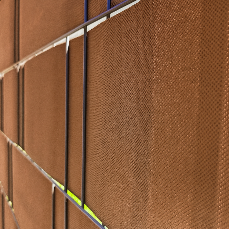 taśma ogrodzeniowa brązowa 2.png